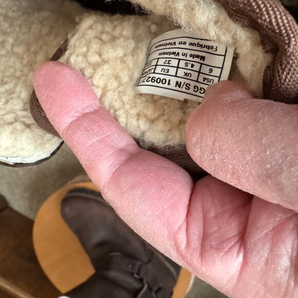 UGG Brown "Maddox" Moto Buckle Boots w/Sheepskin Lining Size 6 (S/N 1009279) - Picture 10 of 14